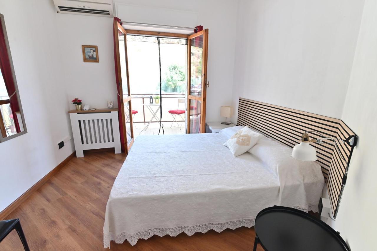 Artemis Kalaris Home Cagliari Extérieur photo